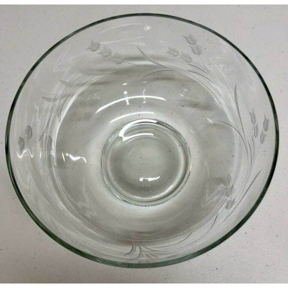 MS16 Vintage Large engraved cut Fruit / Salad Bowl 9 1/2' w x 5' h x 4 3/8' base - Picture 3 of 5